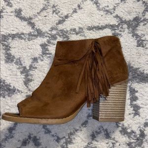 Suede fringe peep toe booties